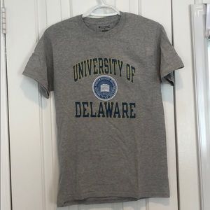 University of delaware grey t shirt